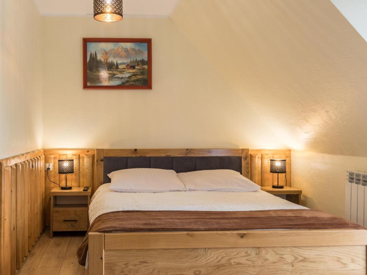Bed and Breakfast Lesny Dwor Мужасихле Екстер'єр фото