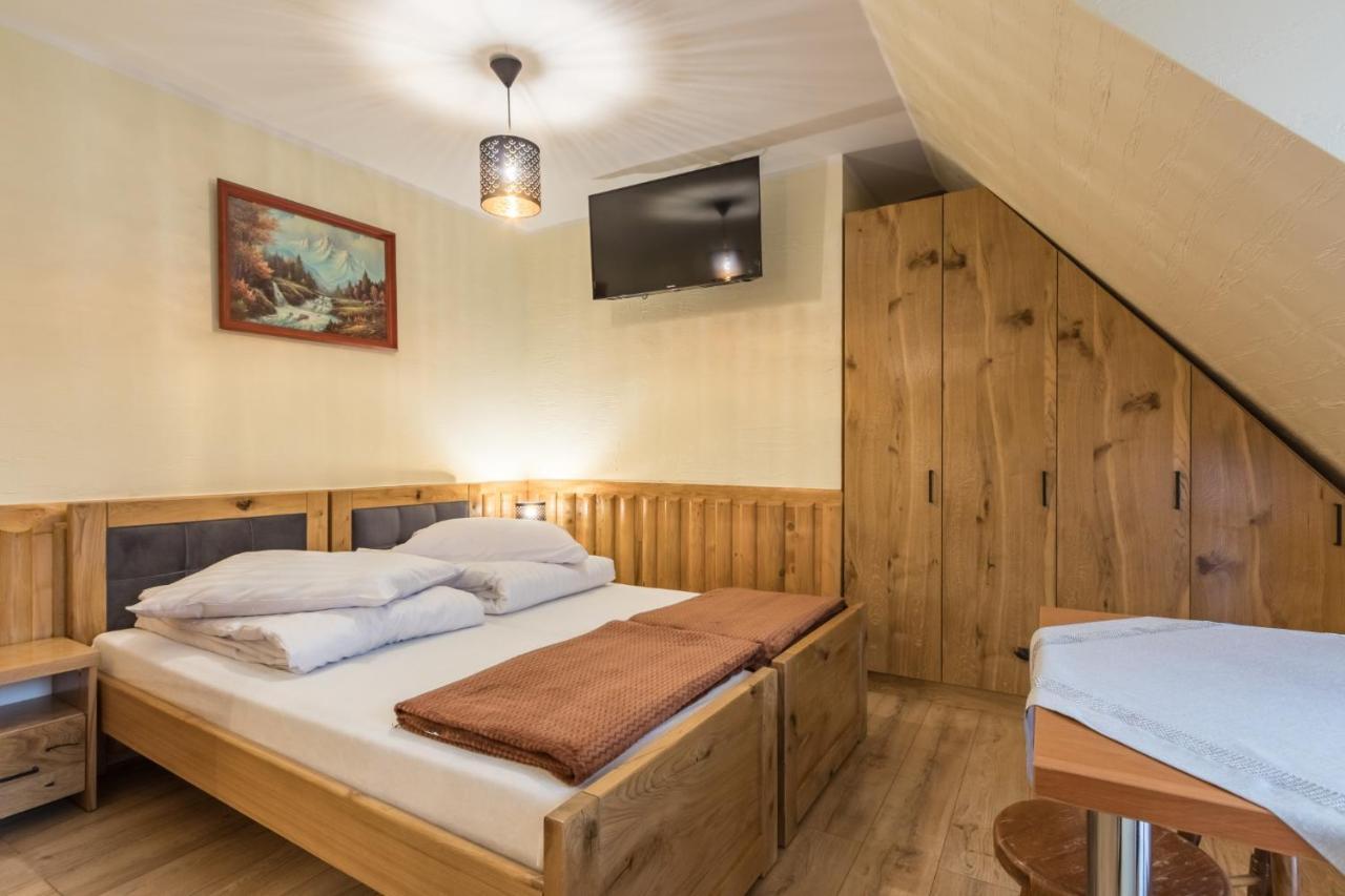 Bed and Breakfast Lesny Dwor Мужасихле Екстер'єр фото