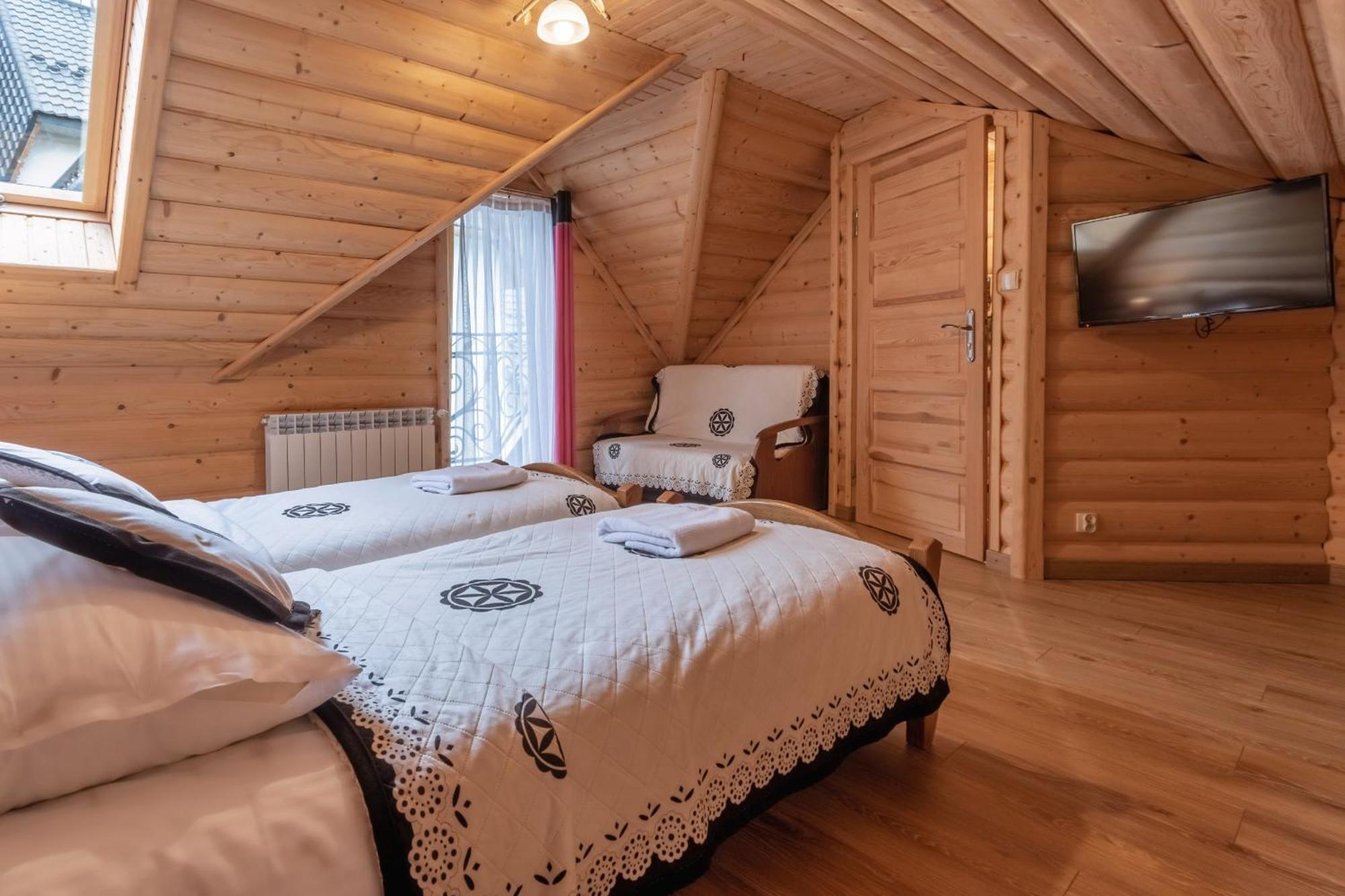 Bed and Breakfast Lesny Dwor Мужасихле Екстер'єр фото