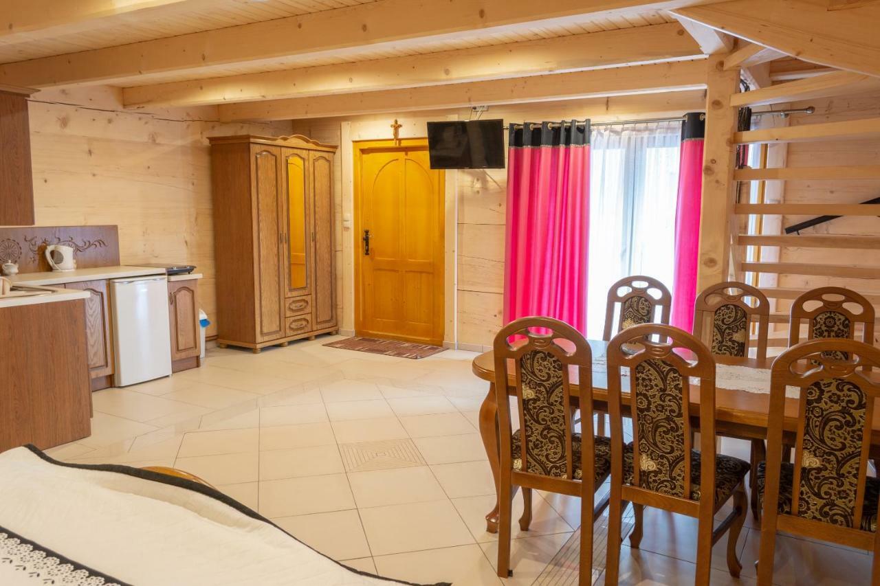 Bed and Breakfast Lesny Dwor Мужасихле Екстер'єр фото